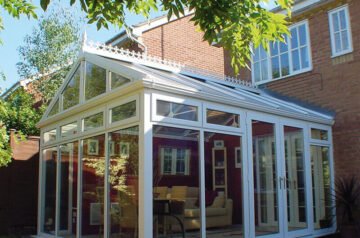 All Season Sunrooms Canada: Best Louvered Pergola Pairings for Year-Round Use